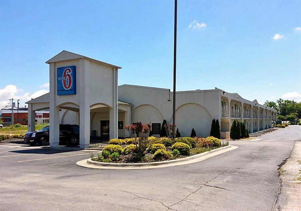 Hotel Clarion Pointe Decatur Exterior foto